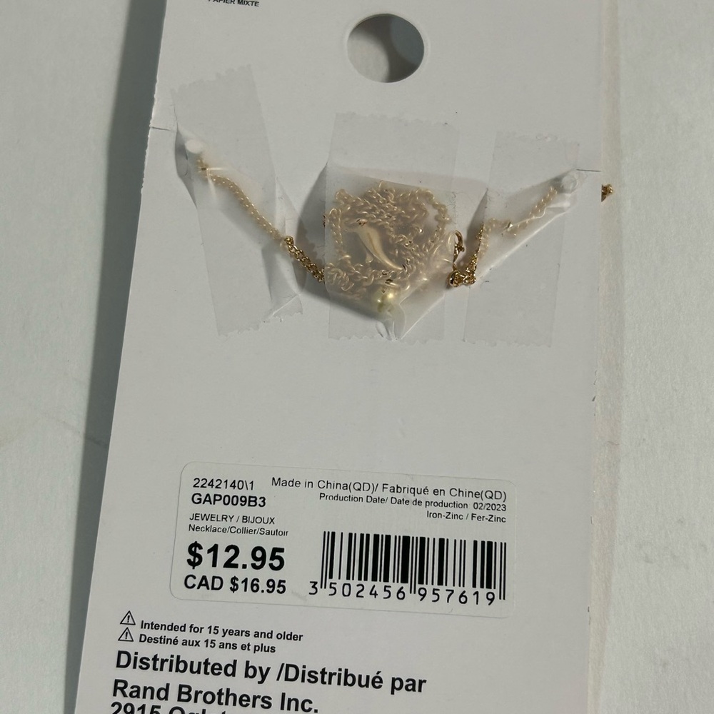 Initial Necklace - Picture 2 of 6